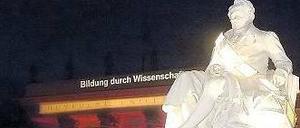 Humboldt strahlt. Nachdem die Uni den Exzellenzwettbewerb gewonnen hat, geht es nun um die Umsetzung des Zukunftskonzepts. 