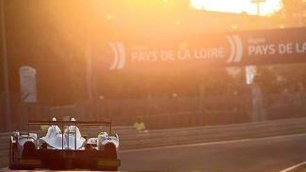 Rennen mit Zukunft. Beim Langstreckenklassiker im französischen Le Mans gewann erstmals ein Auto mit Hybridtechnologie. Foto: dpa