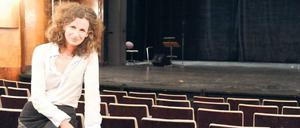 Die Ruhe vor der Eröffnung. Die Belgierin Annemie Vanackere. 