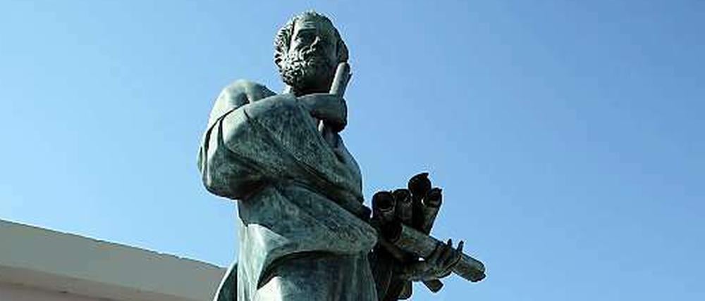 Aristoteles, griechischer Abwehrstar dank Monty Python - hier als Statue in Thessaloniki.