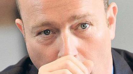 Ein reuiger Sünder? Gerhard Gribkowsky, früher Risikovorstand bei der BayernLB, hat gestanden. Statt bis zu 15 drohen ihm nun bis zu neun Jahre Haft. Foto: dpa