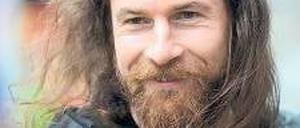 Selig sind die Griechen. Ioannis Amanatidis wuchs in Stuttgart auf, spielte lange in Frankfurt, aber hält zu seinem früheren Nationalteam.