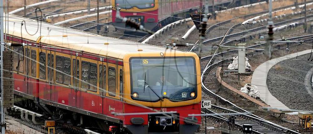 Die S-Bahn-Linie 2 ist für mehrere Wochen unterbrochen.