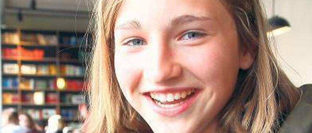 Schwer beschäftigt. Isabel Kloepfers Woche ist gut durchgeplant. Neben der Schule geht sie zum Flöten- und Klavierunterricht, spielt Tennis und Fußball. Von ihren Eltern unter Leistungsdruck gesetzt zu werden, findet sie gut.