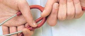 Grundsatzentscheidung. Ärzte begrüßten des Urteil des Bundesgerichtshofs, wonach sie sich nicht strafbar machen, wenn sie sich für das Verschreiben bestimmter Arzneien bezahlen lassen.