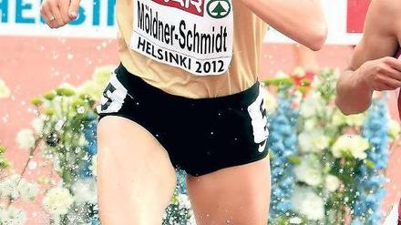 Wassermarsch. Antje Möldner-Schmidt hat schon viele Gräben überquert. Foto: dpa