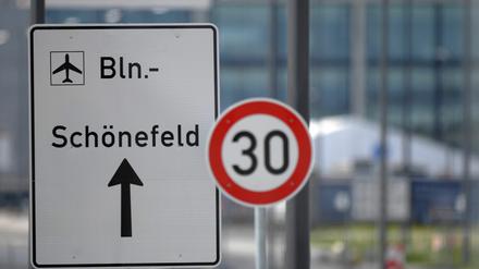 Zur Eröffnung des Flughafen BER geht es nun vielleicht doch nicht so "schnell", wie gehofft.