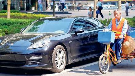 Marktanteil von mehr als 20 Prozent. Die deutschen Marken verkaufen in China in diesem Jahr rund 400 000 Neuwagen mehr als in Deutschland.