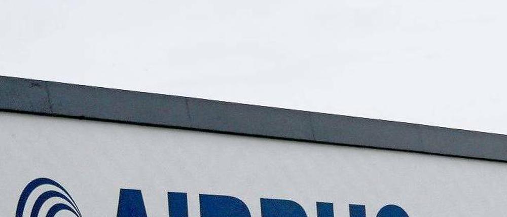 Dicker Brummer. Trotz Problemen gibt es dieses Jahr die Luftfahrtschau ILA. Foto: dapd