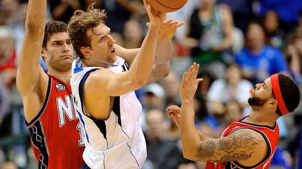 Keine gemeinsame Zukunft. Nowitzki und Williams (r.) werden nicht zusammen für Dallas spielen.