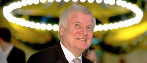 Hell erleuchtet: Horst Seehofer entdeckt die Demokratie 2.0.