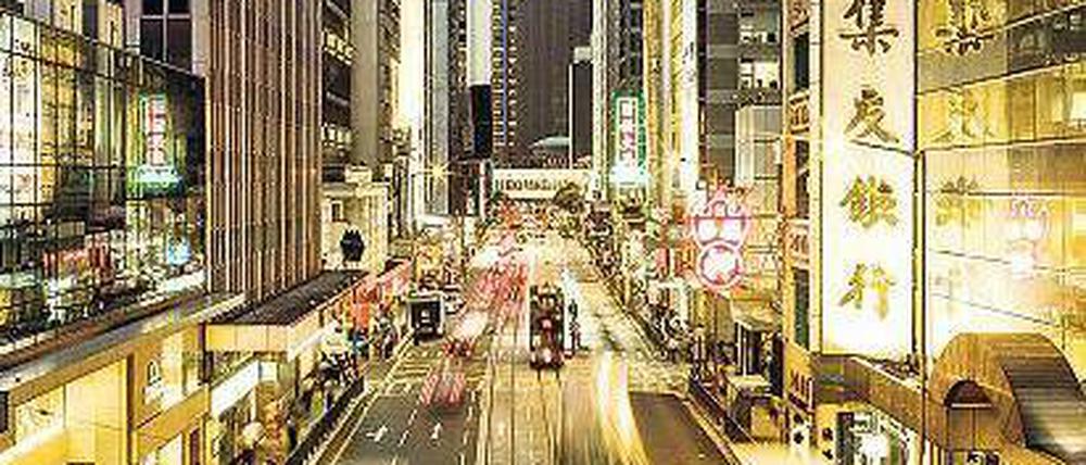 Geldmagnet. Nach China und Hongkong-China (Foto) zusammen flossen im Jahr 2011 ausländische Investitionen in Höhe von 207 Milliarden Dollar. Foto: AFP