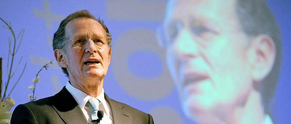 Eine abgestimmte Haushaltspolitik reicht nicht, meint Bert Rürup und fordert eine Regulierung des Bankensystems.