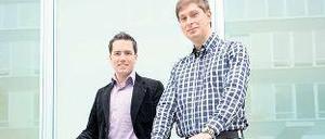 Fabian Paul (links) und Hendrik Schneider haben den Segway nach Berlin geholt.