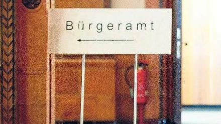 Dass Städte und Gemeinden beim Handel mit Adressen mitmischen, schmeckt vielen nicht.