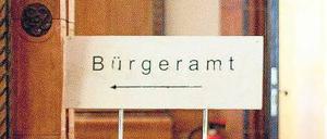 Dass Städte und Gemeinden beim Handel mit Adressen mitmischen, schmeckt vielen nicht.