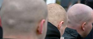 Razzia gegen militante rechte Gruppe in Berlin, Brandenburg und Nordrhein-Westfalen.