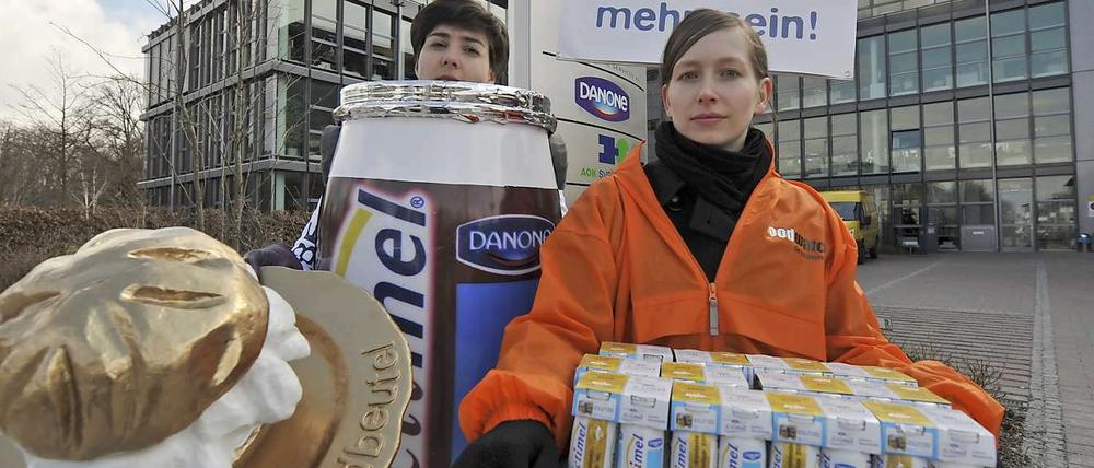 Der Joghurtdrink Actimel wurde bereits mit dem "Goldenen Windbeutel" der Organisation Foodwatch ausgezeichnet, weil nur vorgibt, gesund zu sein. 