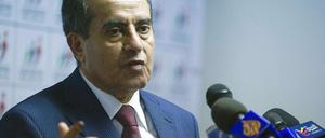 Mahmud Dschibril ist ehemaliger Übergangsministerpräsident und hat laut erster Umfragen mit seiner liberalen Allianz die Wahlen gewonnen.