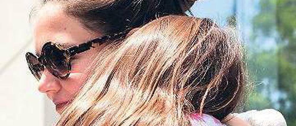 Alles zum Wohl des Kindes. Katie Holmes mit ihrer Tochter Suri. 