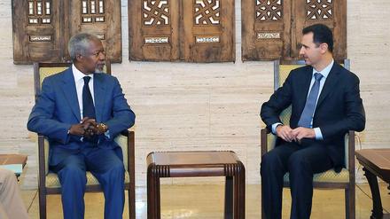 Kofi Annan und Baschar Assad im Gespräch.