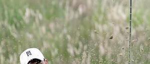 Wieder aufgetaucht. Tiger Woods beim Training in England. Foto: dpa