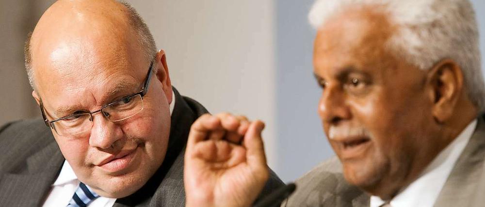 Umweltminister Peter Altmaier (CDU) hat dem Vizepremier Katars, der den Weltklimagipfel in Doha Ende des Jahres leiten wird, seine Unterstützung zugesagt. Abdullah bin Hamad al Attiyah sprach von einer konstruktiven Atmosphäre beim Klimadialog in Berlin. 