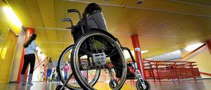 Behinderte Menschen müssen sich in Berlin mit langsamen Behörden herumschlagen.