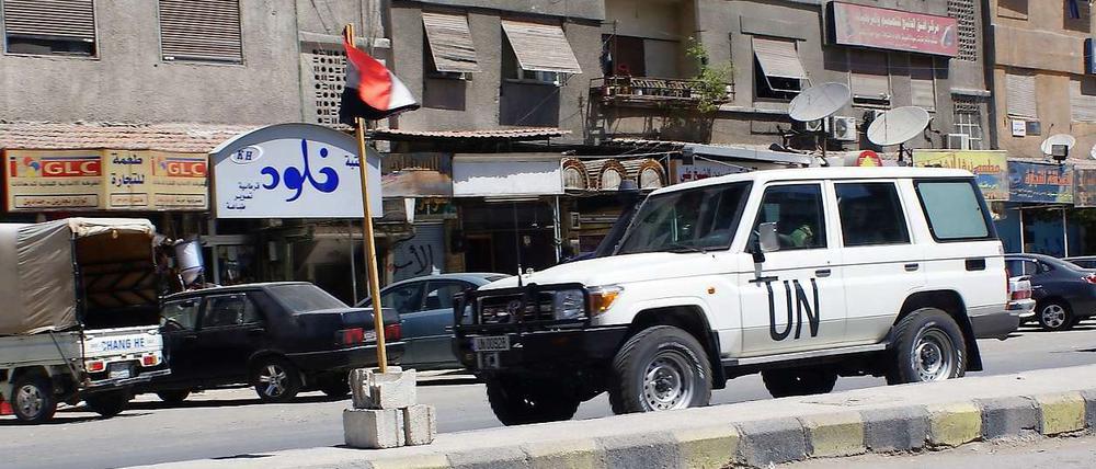 Mitte August kapituliert die UN angesichts der anhaltenden Gewalt in Syrien. Der Sicherheitsrat kündigt das Ende der Beobachtermission an. Dennoch soll sich ein Sonderbeauftragter weiter um Vermittlung zwischen Rebellen und Armee bemühen. 