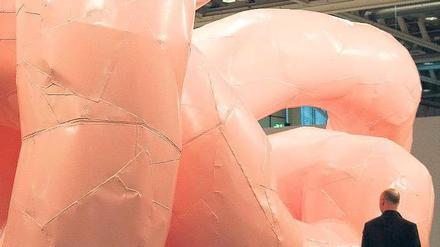 Schlingelei. Wests Riesenwerk auf der Art Basel trägt den Titel „Gekröse“. 
