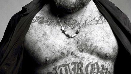 Für sein neuestes Projekt fotografierte der Schwede Magnus Reed 70 prominente und nicht prominente Berliner in schwarz-weiß. Mit dem gleichnamigen Fotobuch "Berliner" möchte der Künstler zeigen wie die Hauptstadt heute ist.