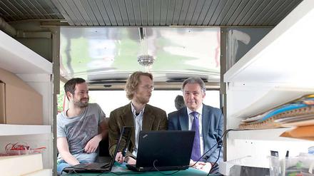 Übernahme von Politpraxis oder neuer Kunstansatz? Mittwochs bis sonntags um 16 Uhr trifft sich im Guggenheim Lab das Plenum zur Diskussion