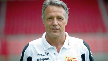 Unions Trainer Uwe Neuhaus bleibt bei dem, was er hat.