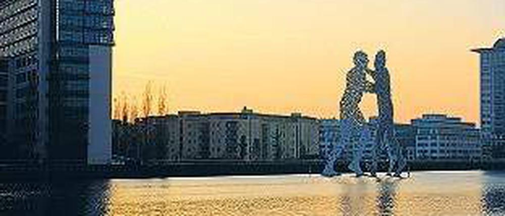 In Treptow fürchten die Mieter bestehender Häuser um ihre Wohnqualität, sollte die Neubebauung des Spreeufers so durchgeführt werden, wie es der vorhandene Planentwurf vorsieht.