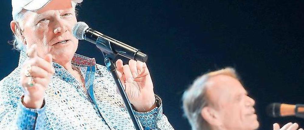 Für immer lässig. Beach-Boys-Leadsänger Mike Love und Gitarrist Al Jardine (rechts).