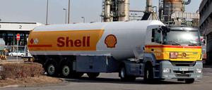 Nur weg! Shell zieht Milliarden Euro aus europäischen Krisenländern ab.