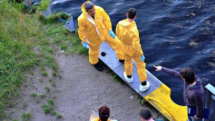 Im Teltowkanal wurde eine Leiche gefunden. Eine Mordkommission ermittelt.