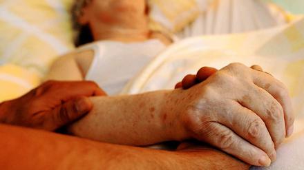 Ärzte können ihren Patienten ebenso nahe stehen wie Angehörige.