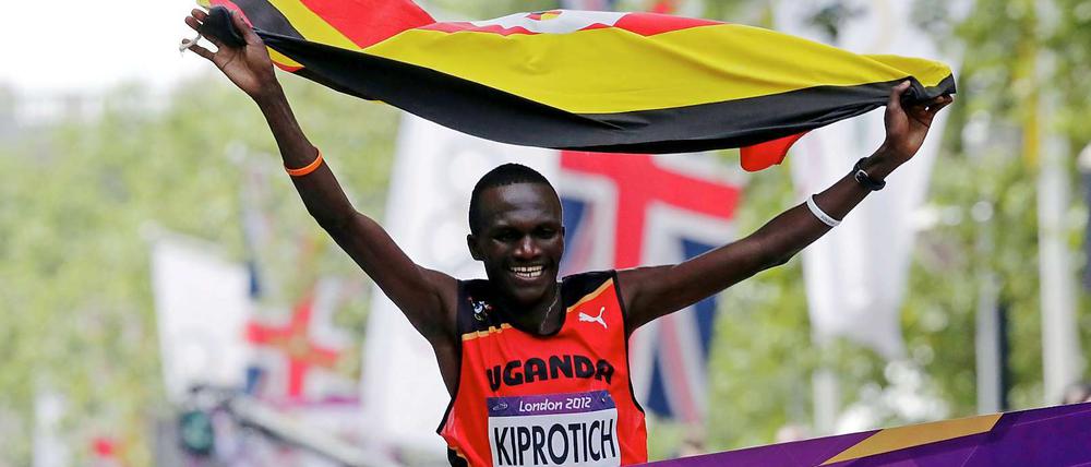 Stephen Kiprotich aus Uganda gewinnt den olympischen Marathon-Lauf.