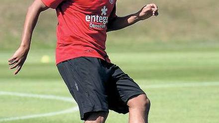 Bescheiden bei den Transfers. Der Berliner Chinedu Ede ist einer von nur zwei Neuen bei Mainz 05.