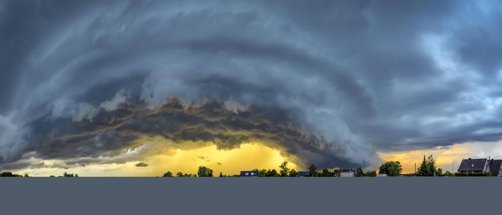  Gewitter über Kirchwerder, Hamburg, Deutschland, Europa *** Thunderstorm over Kirchwerder, Hamburg, Germany, Europe