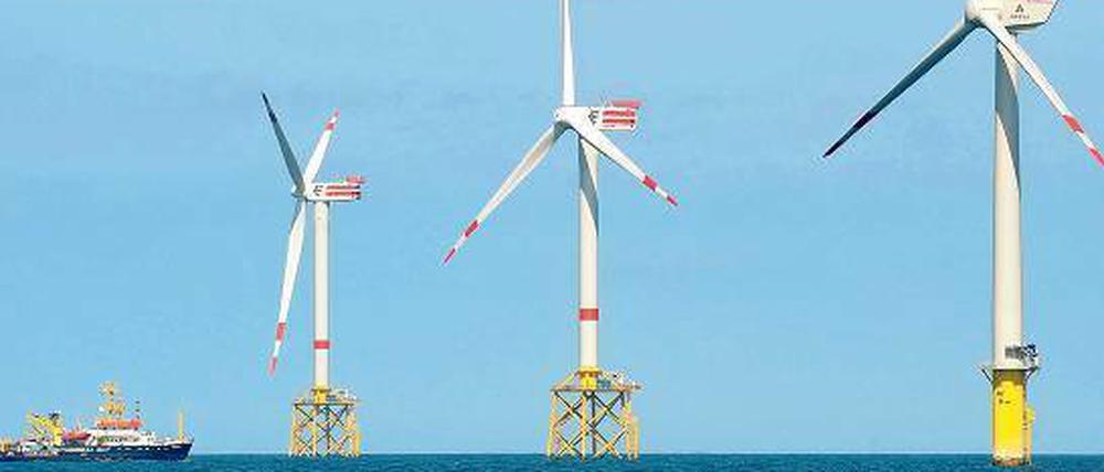 Teuer. Allein die Leitungen für die Anbindung der Wasserwindparks kosten mehr als eine Milliarde Euro je Gigawattstunde Strom.