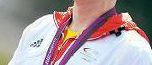 Quer gelegt – und doch nur Silber. Für Thomas Lurz war das Wasser nicht wild genug. Foto: dapd