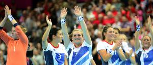 Verloren und doch gewonnen. Großbritanniens Handballer reagieren nach der Niederlage gegen Montenegro. Der Begeisterung schadeten die Niederlagen nicht, Handball wird bei den Briten immer beliebter