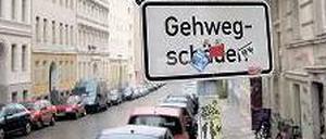 Stolperfalle. Wenn Verletzte klagen, kann das für die Bezirke teuer werden.