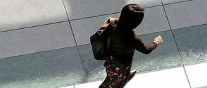 Auf der Straße seien Frauen immer noch Sexismus und Übergriffen bestimmter Männern ausgesetzt, schreiben die Aktivistinnen.