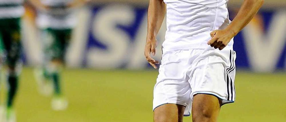 Sami Khedira im Dress von Real Madrid: Der deutsche Nationalspieler teilt die Kritik von Bundestrainer Joachim Löw an Medien und Öffentlichkeit.