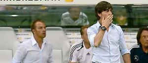 Bundestrainer Joachim Löw spürt seit der Niederlage gegen Italien mehr und mehr Gegenwind.