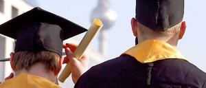 Wie weiter nach der Promotion. Für die Juniorprofessur wird ein geregelter Tenure Track schon lange gefordert.