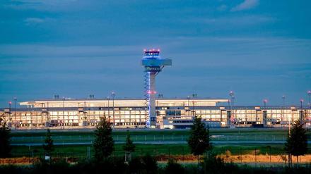 Eröffnung erneut verschoben: Der neue Hauptstadt-Flughafen wird frühestens im Sommer 2013 eröffnet.